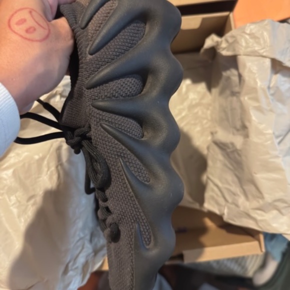 Yeezy 450 utility black - Picture 2 of 2